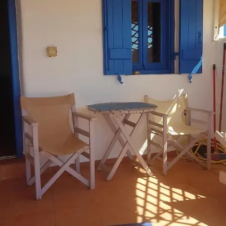 شقة Studio At Ormos Kardianis 60 M Away From The Beach With Sea View Furnished Terrace And Wifi *